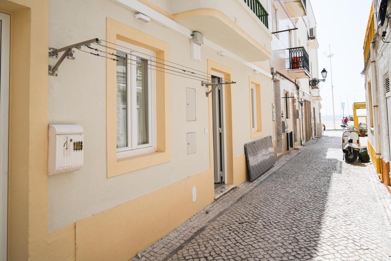 Nazare One Bedroom, 2 Mins From The Beach Esterno foto