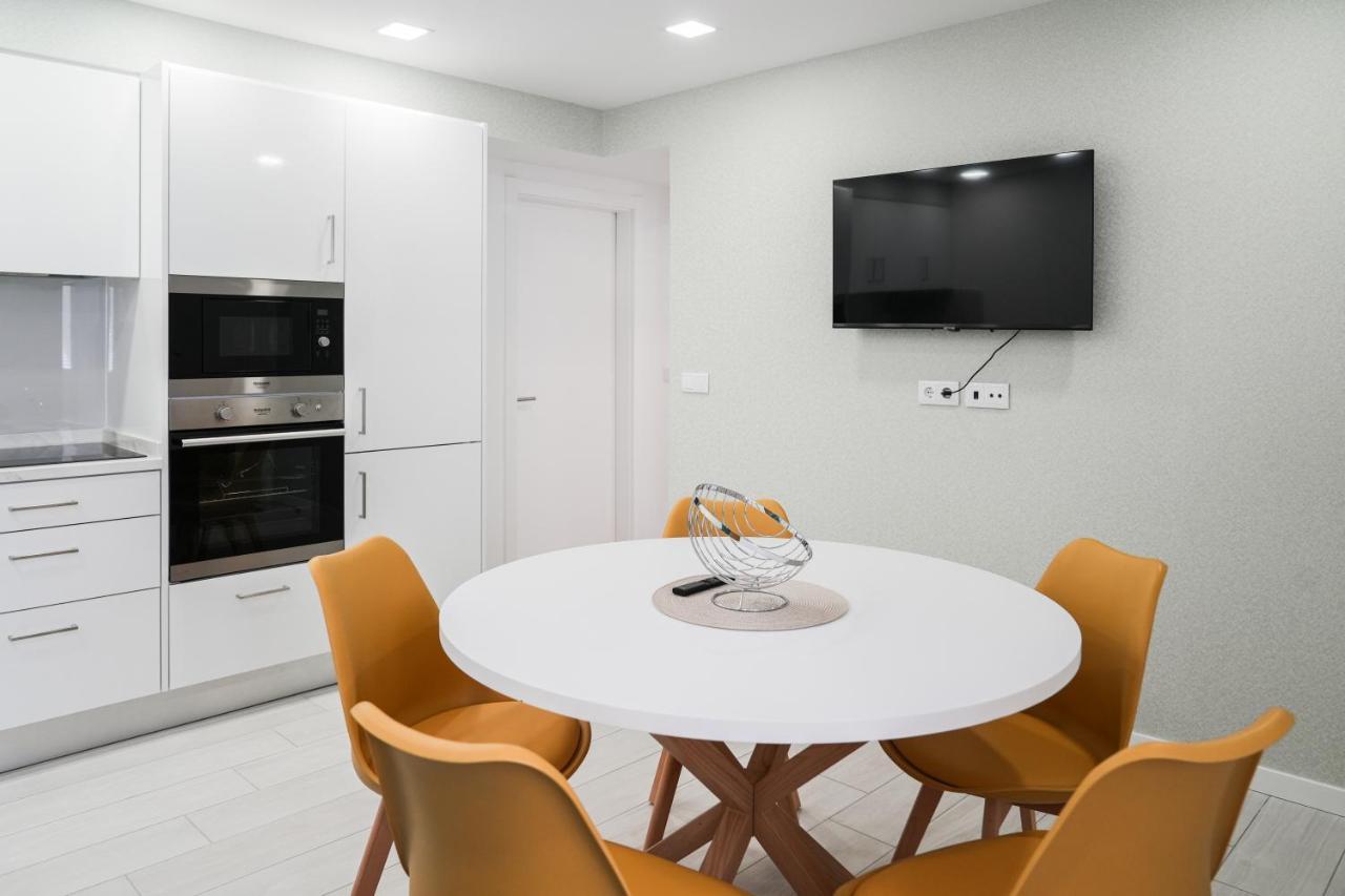 Nazare One Bedroom, 2 Mins From The Beach Esterno foto